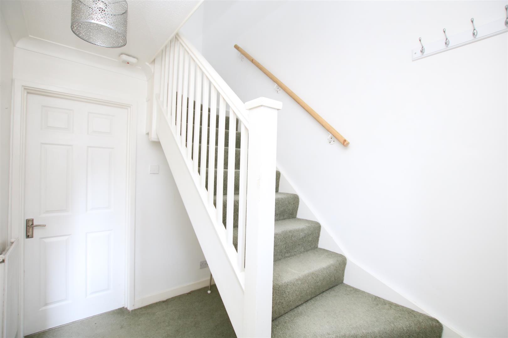 Kingsmead Place, Broadbridge Heath, Horsham